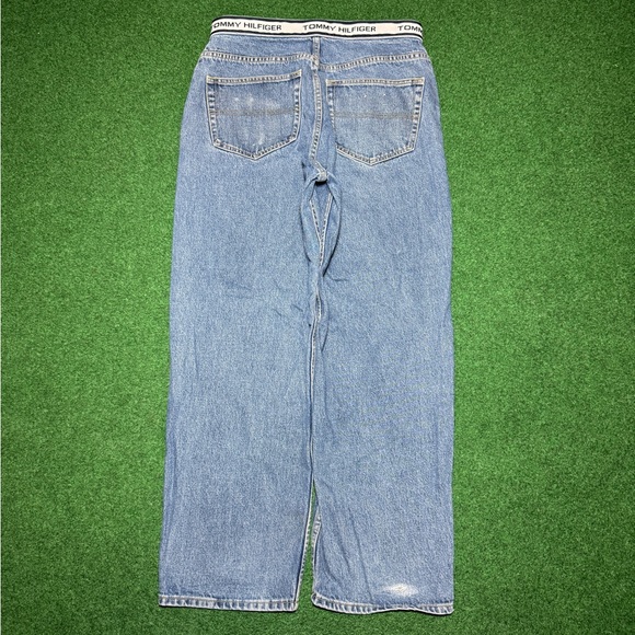 Vintage 90s Tommy Hilfiger High Waisted 33x30 Light Wash Baggy Wide Leg Jeans